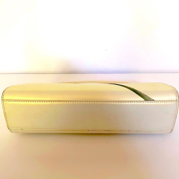 RARE FINE WHITE LEATHER IRIDISCENTE HANDBAG. Bird Printed. Sophisticate&Elegant - Picture 9 of 9